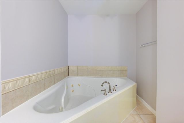 13907 Piping Rock Lane, Houston, TX 77077