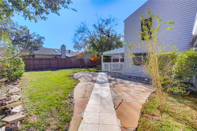 13907 Piping Rock Lane, Houston, TX 77077