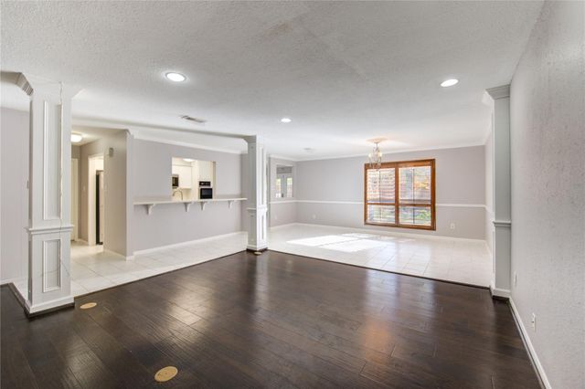 13907 Piping Rock Lane, Houston, TX 77077