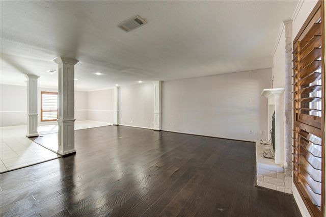 13907 Piping Rock Lane, Houston, TX 77077