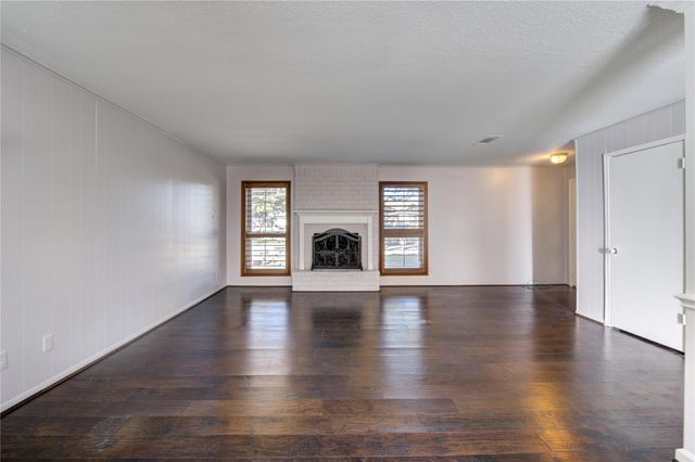 13907 Piping Rock Lane, Houston, TX 77077