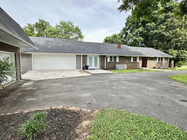 991 Highway 39, E, Englewood, TN 37329