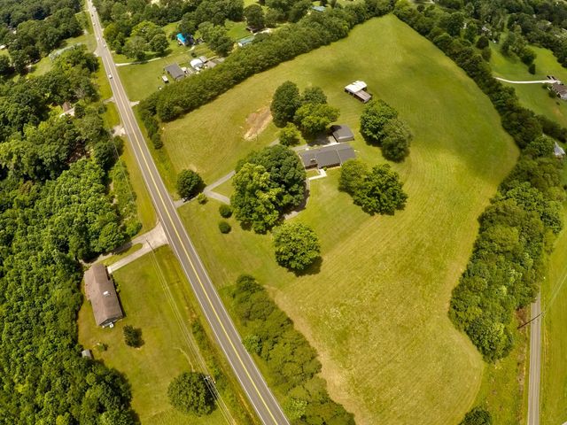 991 Highway 39, E, Englewood, TN 37329