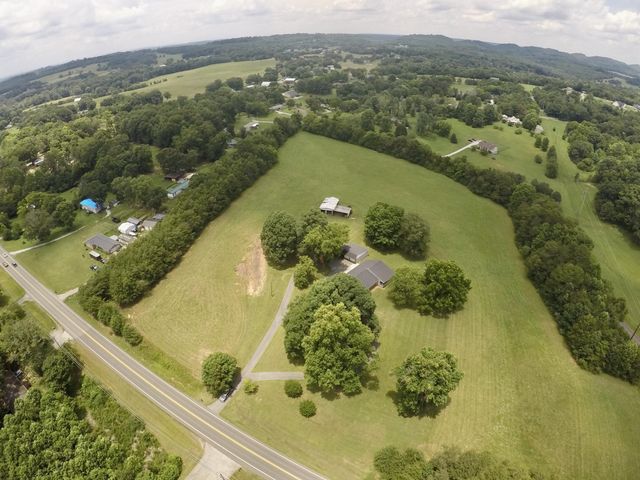 991 Highway 39, E, Englewood, TN 37329