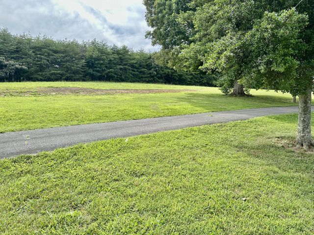 991 Highway 39, E, Englewood, TN 37329