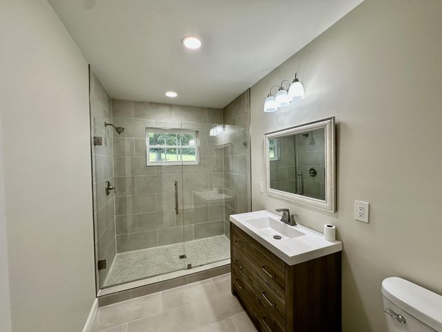 991 Highway 39, E, Englewood, TN 37329
