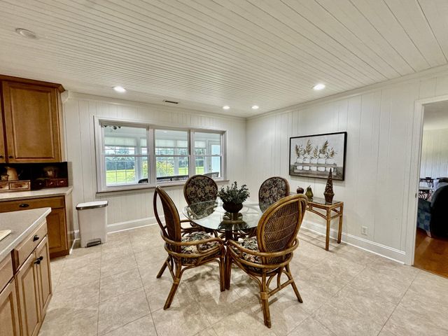 991 Highway 39, E, Englewood, TN 37329
