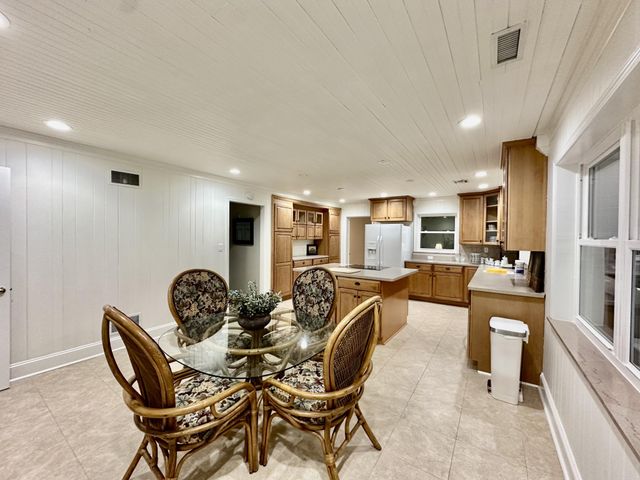 991 Highway 39, E, Englewood, TN 37329