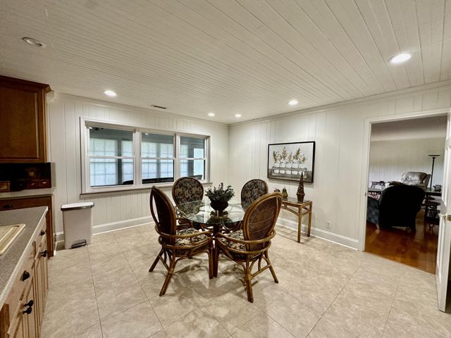 991 Highway 39, E, Englewood, TN 37329