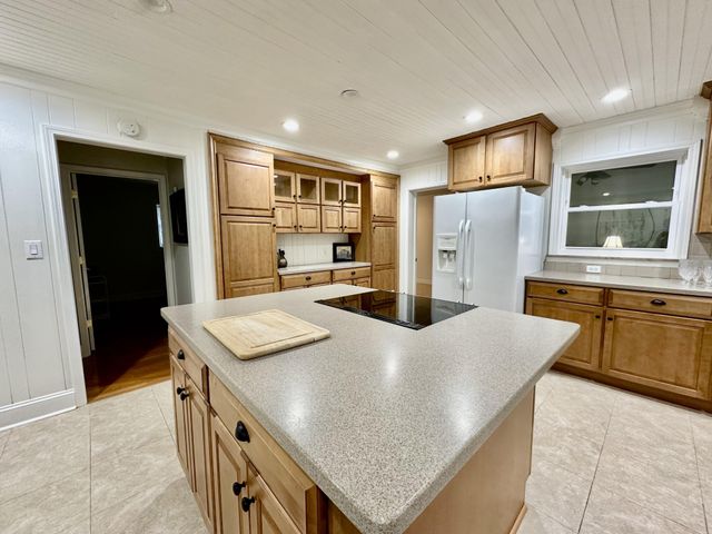 991 Highway 39, E, Englewood, TN 37329