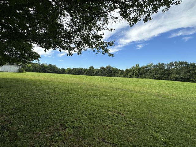 991 Highway 39, E, Englewood, TN 37329