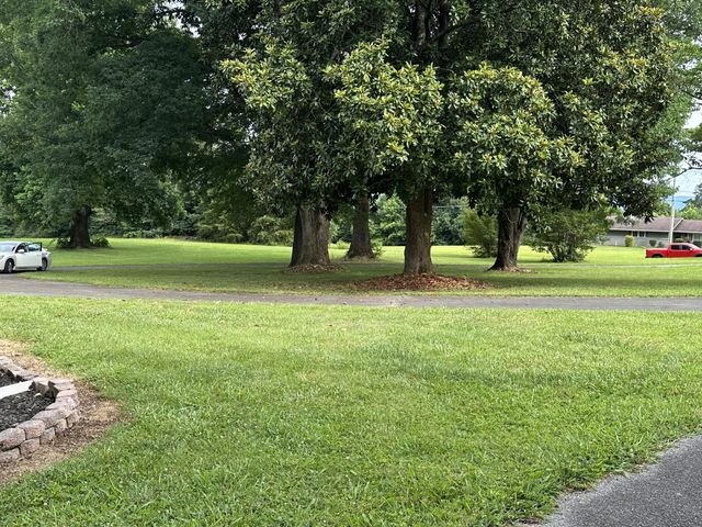 991 Highway 39, E, Englewood, TN 37329
