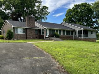 991 Highway 39, E, Englewood, TN 37329