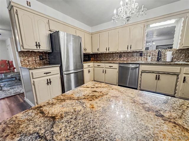 603 N Cedar Avenue, Tahlequah, OK 74464