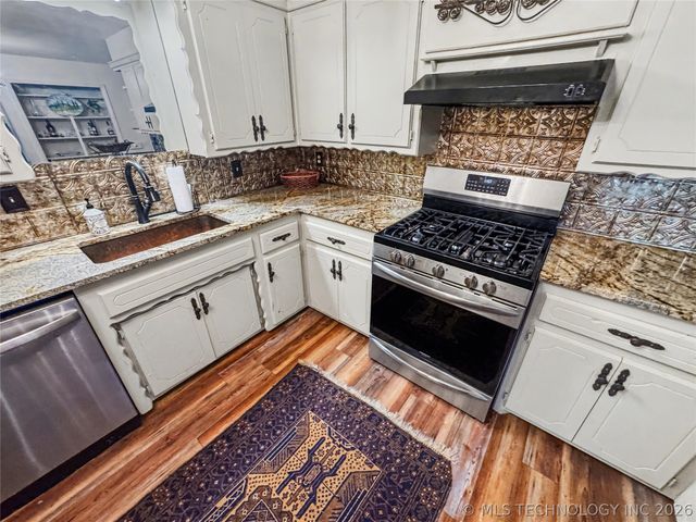 603 N Cedar Avenue, Tahlequah, OK 74464