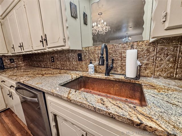 603 N Cedar Avenue, Tahlequah, OK 74464