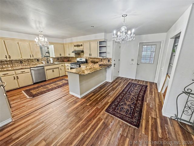 603 N Cedar Avenue, Tahlequah, OK 74464