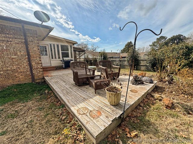 603 N Cedar Avenue, Tahlequah, OK 74464