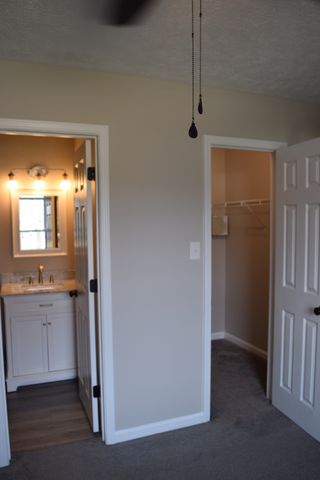 705 Polk Ave, Oak Grove, KY 42262