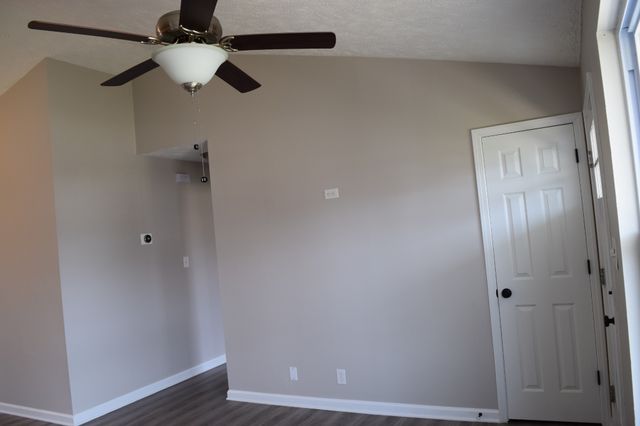 705 Polk Ave, Oak Grove, KY 42262