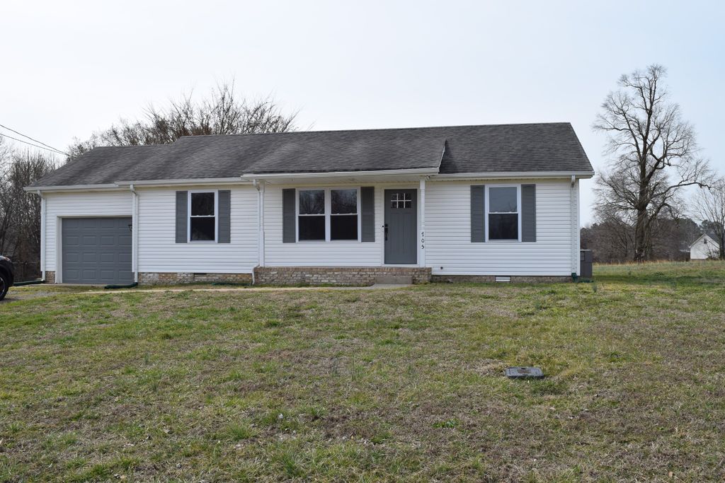 705 Polk Ave, Oak Grove, KY 42262