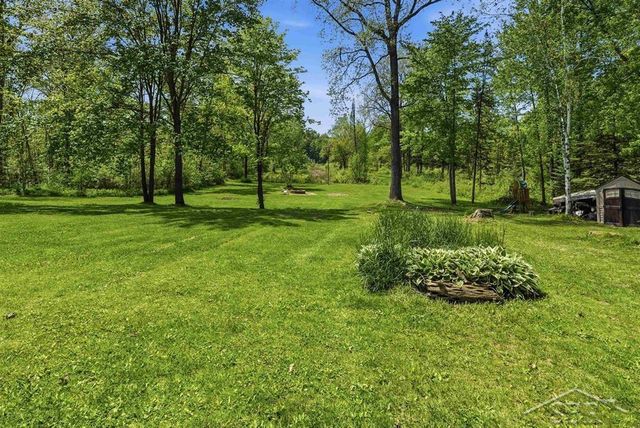 2710 S Whitney Beach Road, Billings Twp, MI 48612