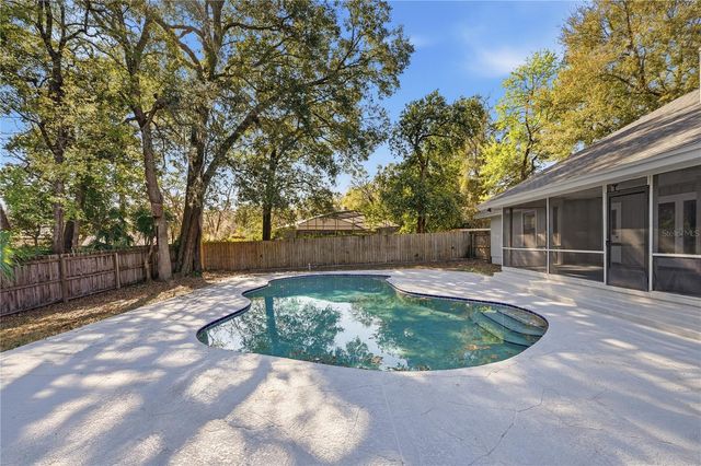 1951 LOST PINE LANE, Apopka, FL 32712