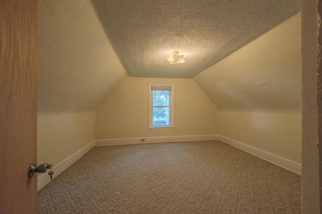 607 Charles Avenue, Saint Paul, MN 55103
