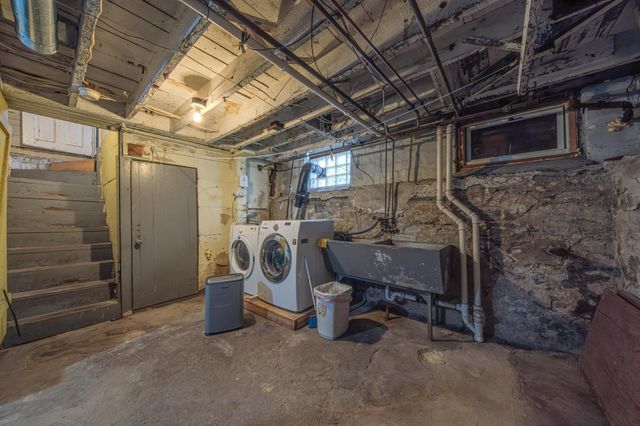 607 Charles Avenue, Saint Paul, MN 55103