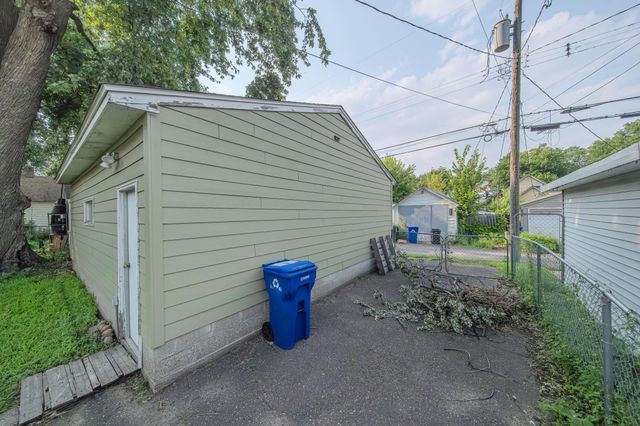 607 Charles Avenue, Saint Paul, MN 55103