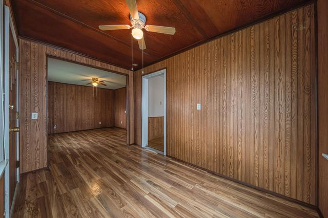 607 Charles Avenue, Saint Paul, MN 55103