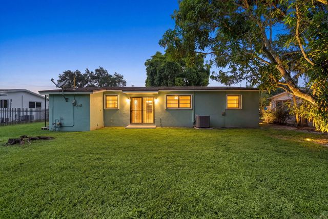 3850 NW 169TH Terrace, Miami Gardens, FL 33056