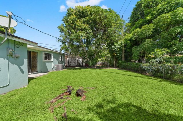 3850 NW 169TH Terrace, Miami Gardens, FL 33056