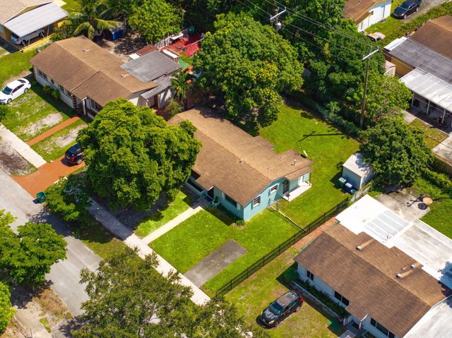 3850 NW 169TH Terrace, Miami Gardens, FL 33056