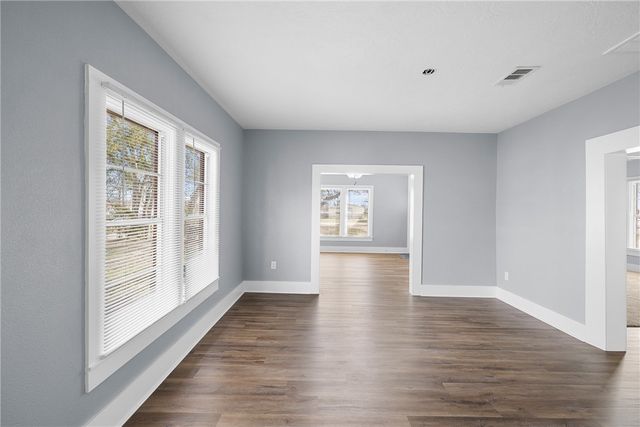 806 Plum Street, Caldwell, TX 77836