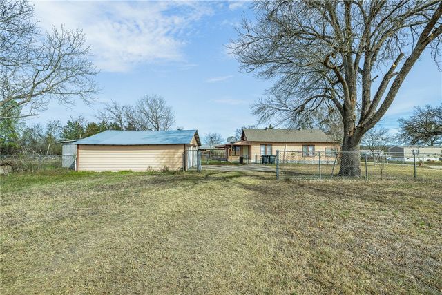 806 Plum Street, Caldwell, TX 77836