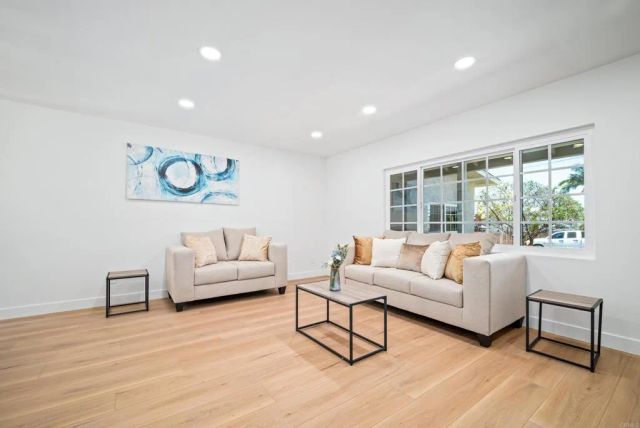 7043 Bobhird Drive, San Diego, CA 92119
