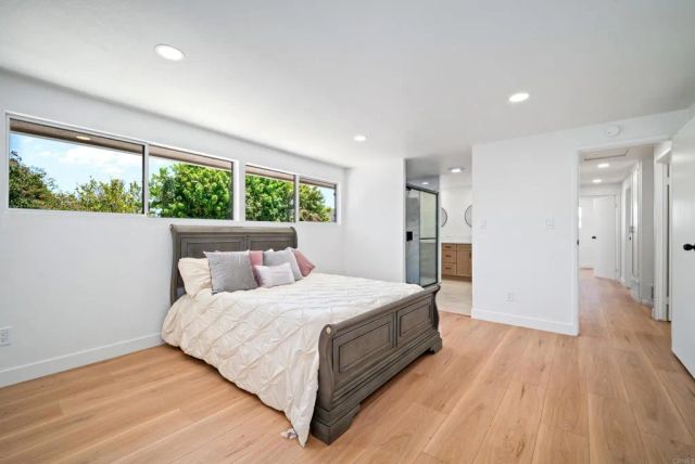 7043 Bobhird Drive, San Diego, CA 92119