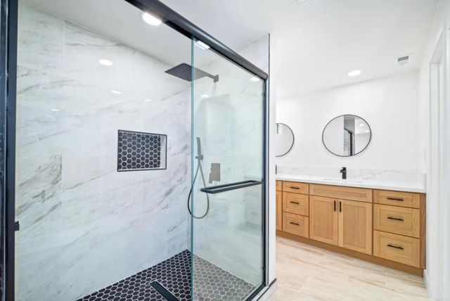 7043 Bobhird Drive, San Diego, CA 92119