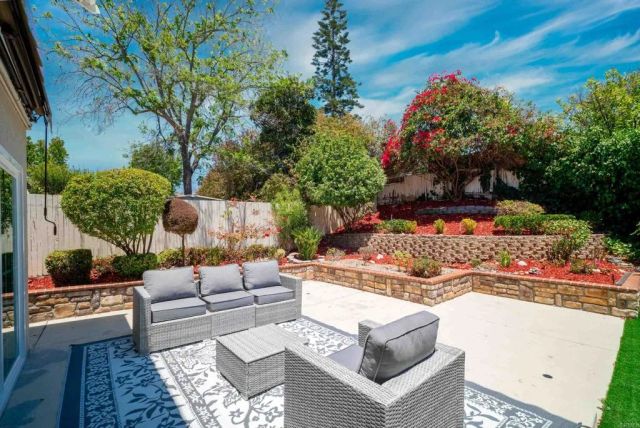 7043 Bobhird Drive, San Diego, CA 92119