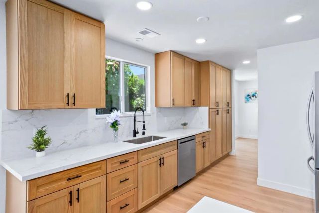 7043 Bobhird Drive, San Diego, CA 92119