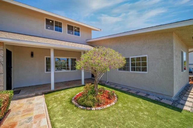 7043 Bobhird Drive, San Diego, CA 92119