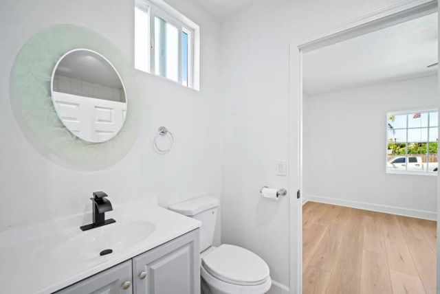 7043 Bobhird Drive, San Diego, CA 92119
