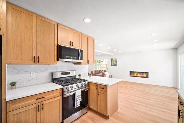 7043 Bobhird Drive, San Diego, CA 92119