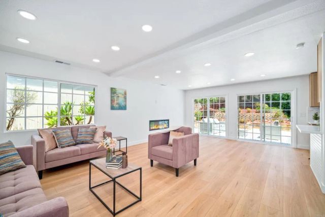 7043 Bobhird Drive, San Diego, CA 92119