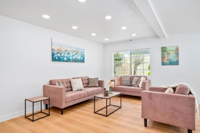 7043 Bobhird Drive, San Diego, CA 92119