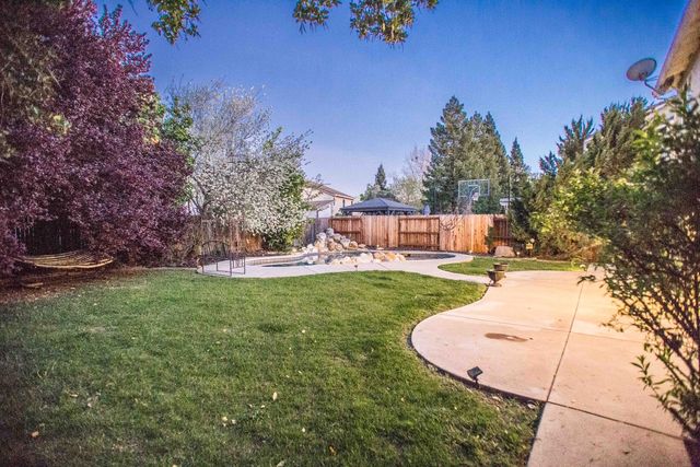 5136 Bessemer Way, Sacramento, CA 95835