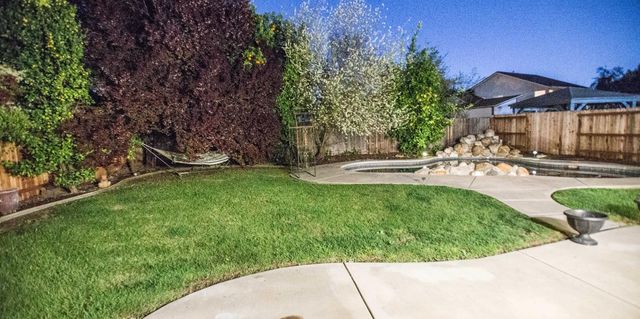 5136 Bessemer Way, Sacramento, CA 95835