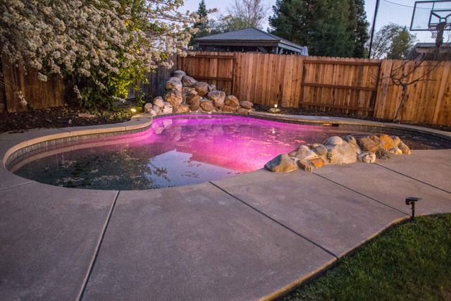 5136 Bessemer Way, Sacramento, CA 95835