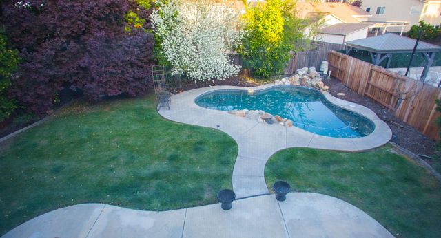 5136 Bessemer Way, Sacramento, CA 95835